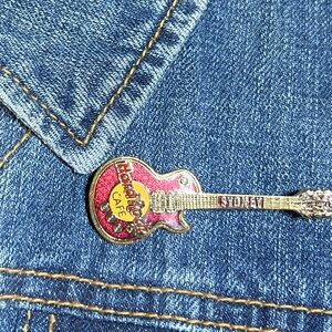 Sydney Australia🇦🇺, Hard Rock Cafe Red and Gold Guitar Pin